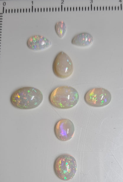 Opales blanches 7.5 carats