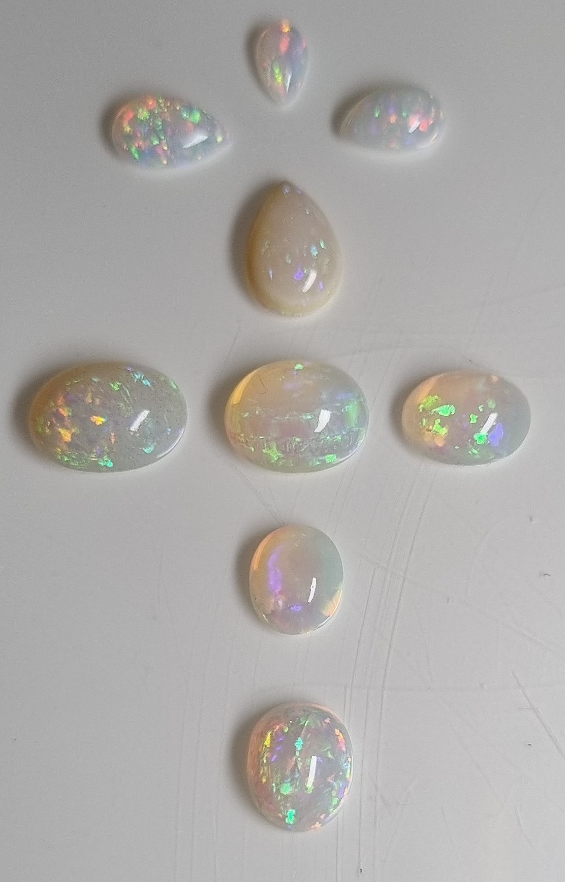 Opales blanches 7.5 carats