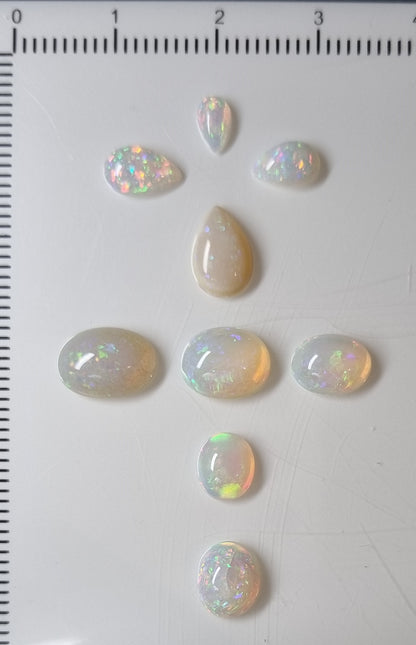 Opales blanches 7.5 carats