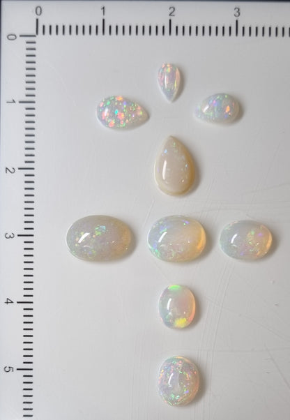 Opales blanches 7.5 carats