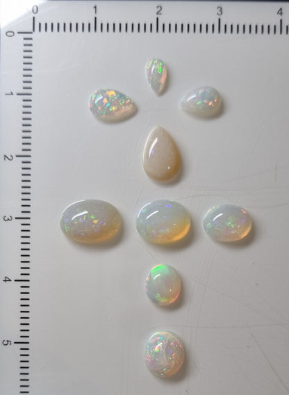 Opales blanches 7.5 carats