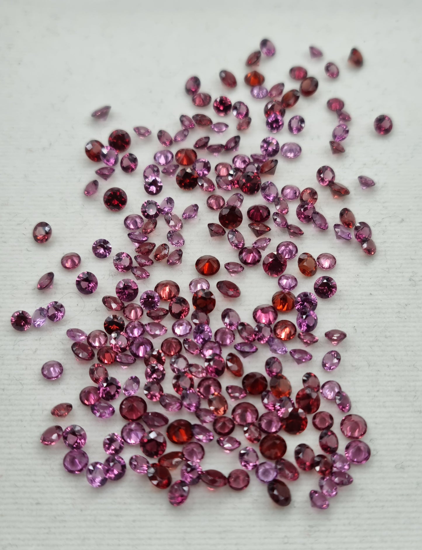 Grenats rhodolites 60 carats